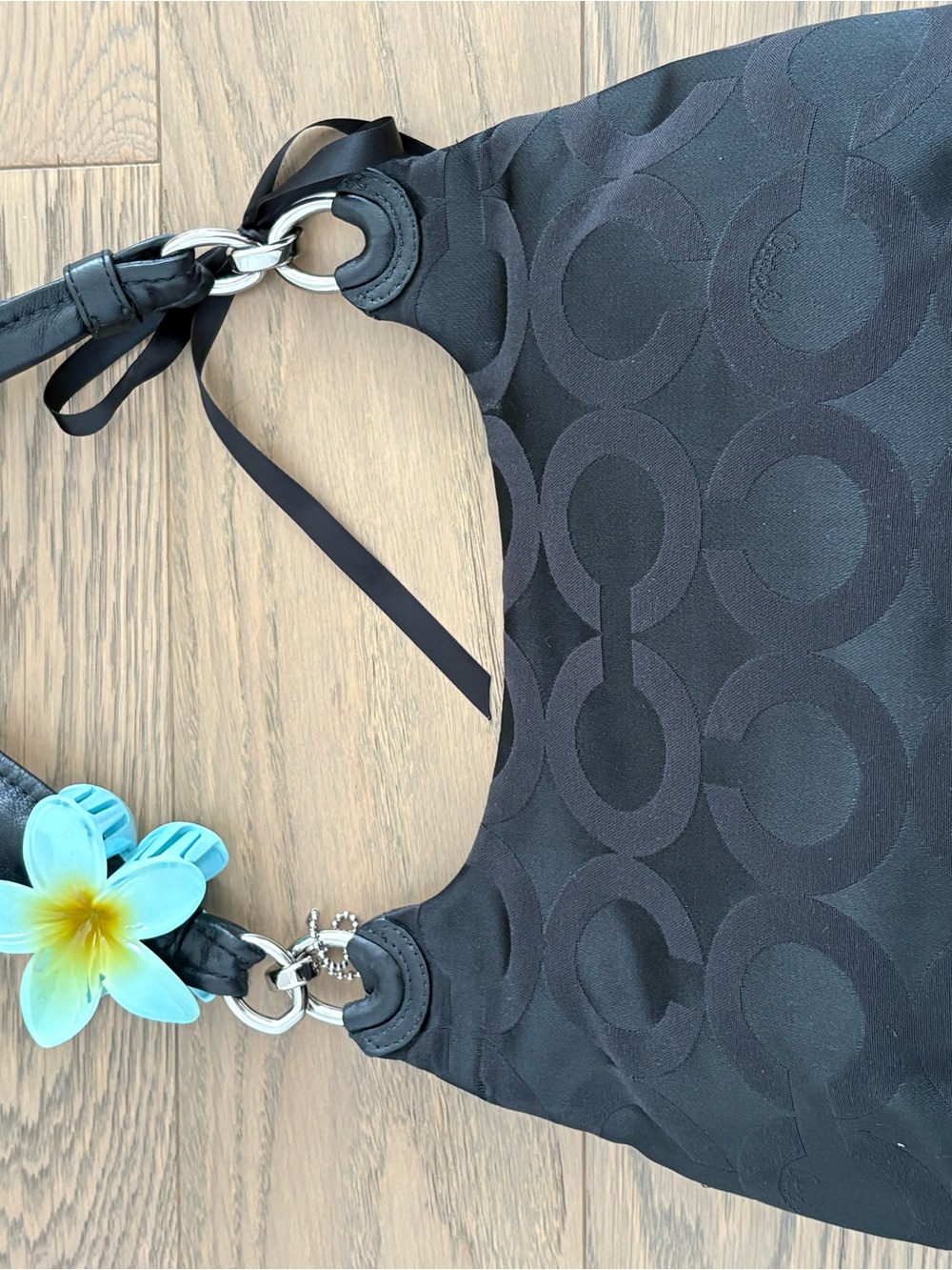 Vintage Black Coach Op Art Shoulder Bag - Picture 5 of 9